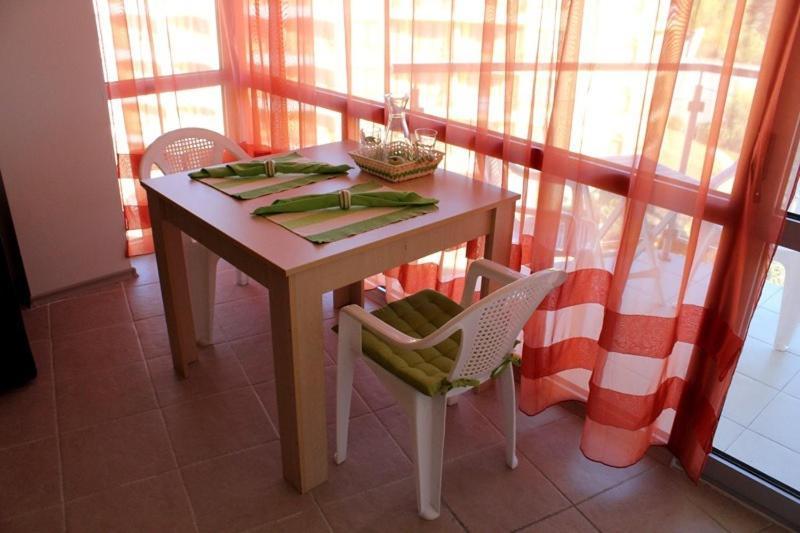 Apartcomplex Perla Slantschew brjag Zimmer foto